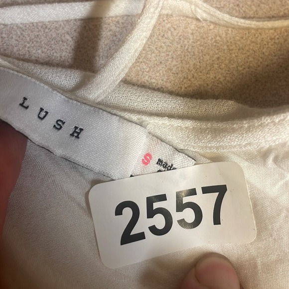 Lush summer dress or coverup - Picture 6 of 7